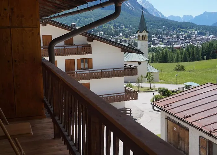 Cadin Διαμέρισμα Κορτίνα Ντ' Αμπέτσο